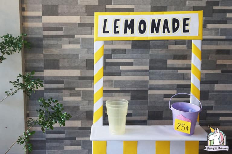 DIY Cardboard Lemonade Stand for Kids Party with Unicorns