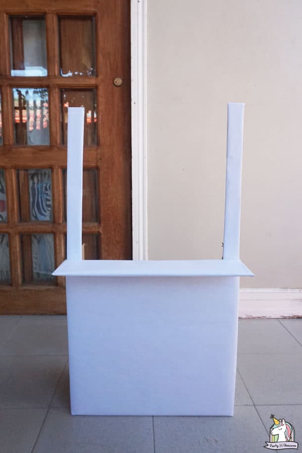 DIY Cardboard Lemonade Stand for Kids Party with Unicorns