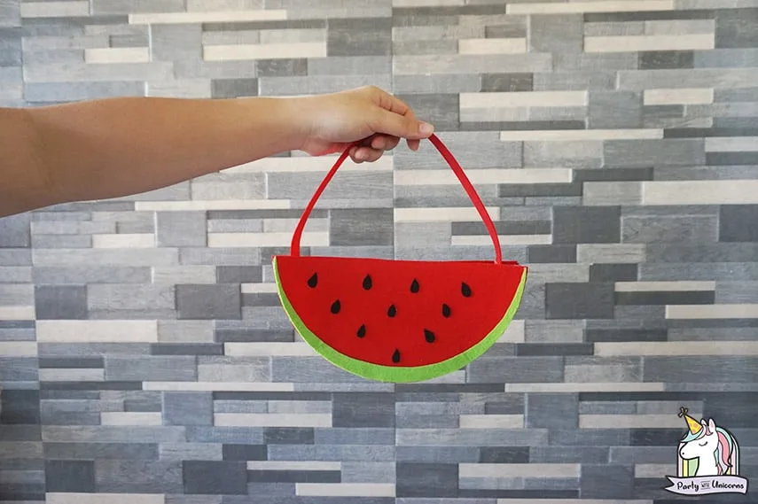 Summer Crafts for Kids - DIY Watermelon Bag