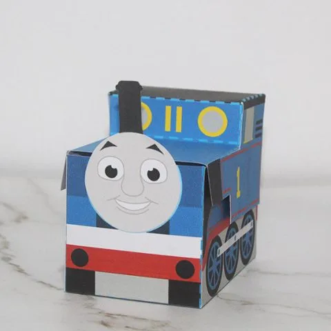 Thomas the Tank Engine Favor Box Step 7 image